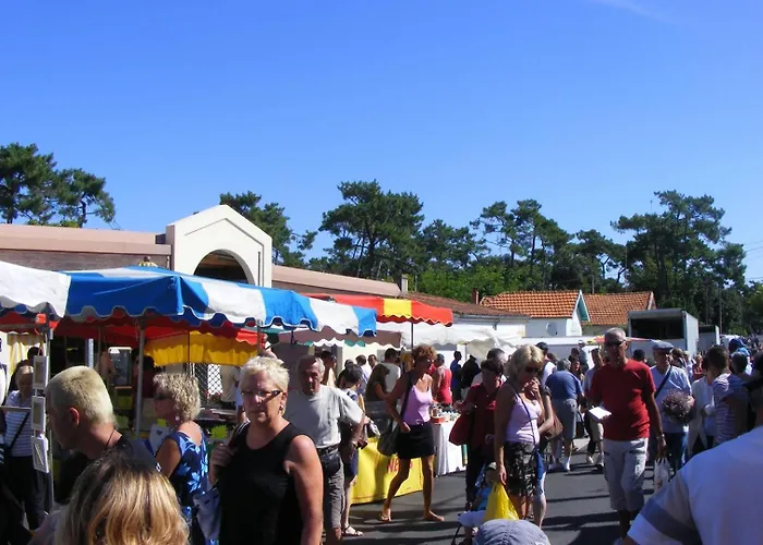 Appartement - 1er Etage Gauche - 90m De La *