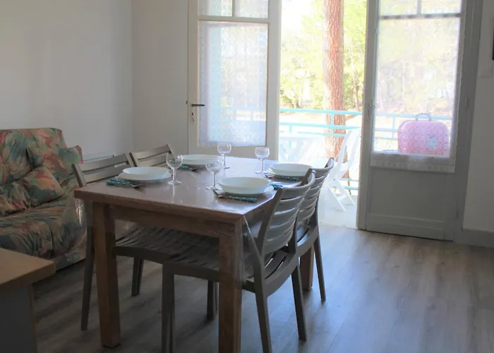 - 1er Etage Gauche - 90m De La