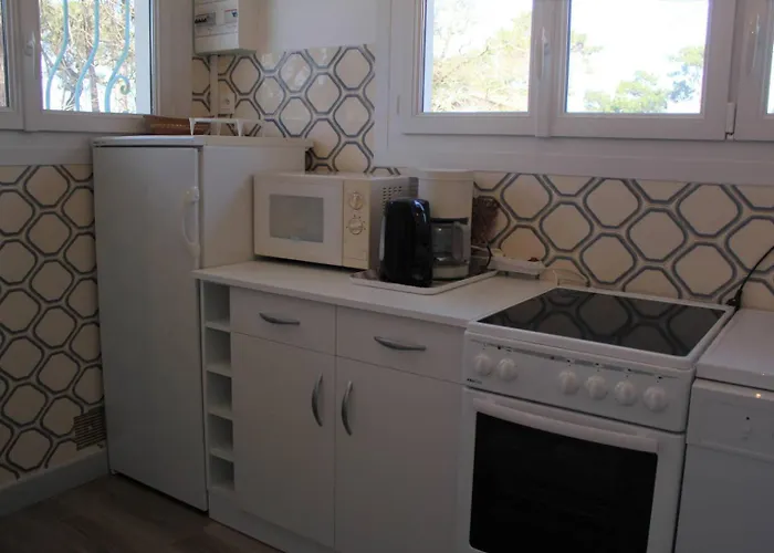 - 1er Etage Gauche - 90m De La Ronce-les-Bains